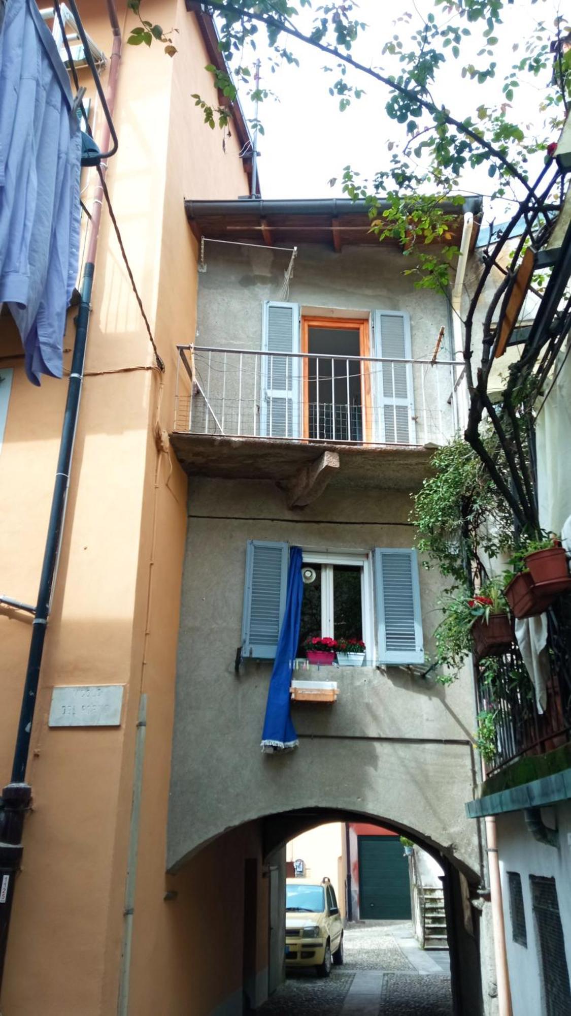 Casa Vacanze Scent Of Roses Verbania Exterior foto